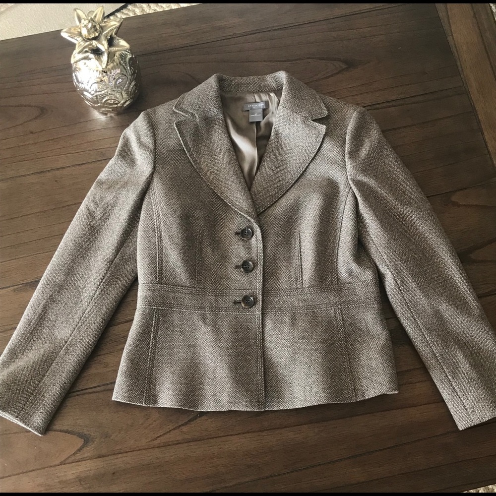 Darling Ann Taylor Blazer